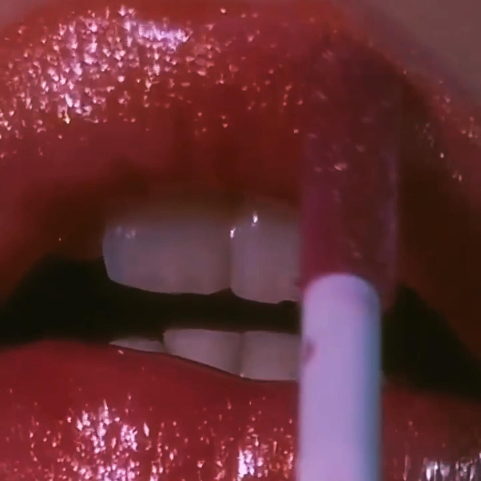 Petal Perfect Lip Oil